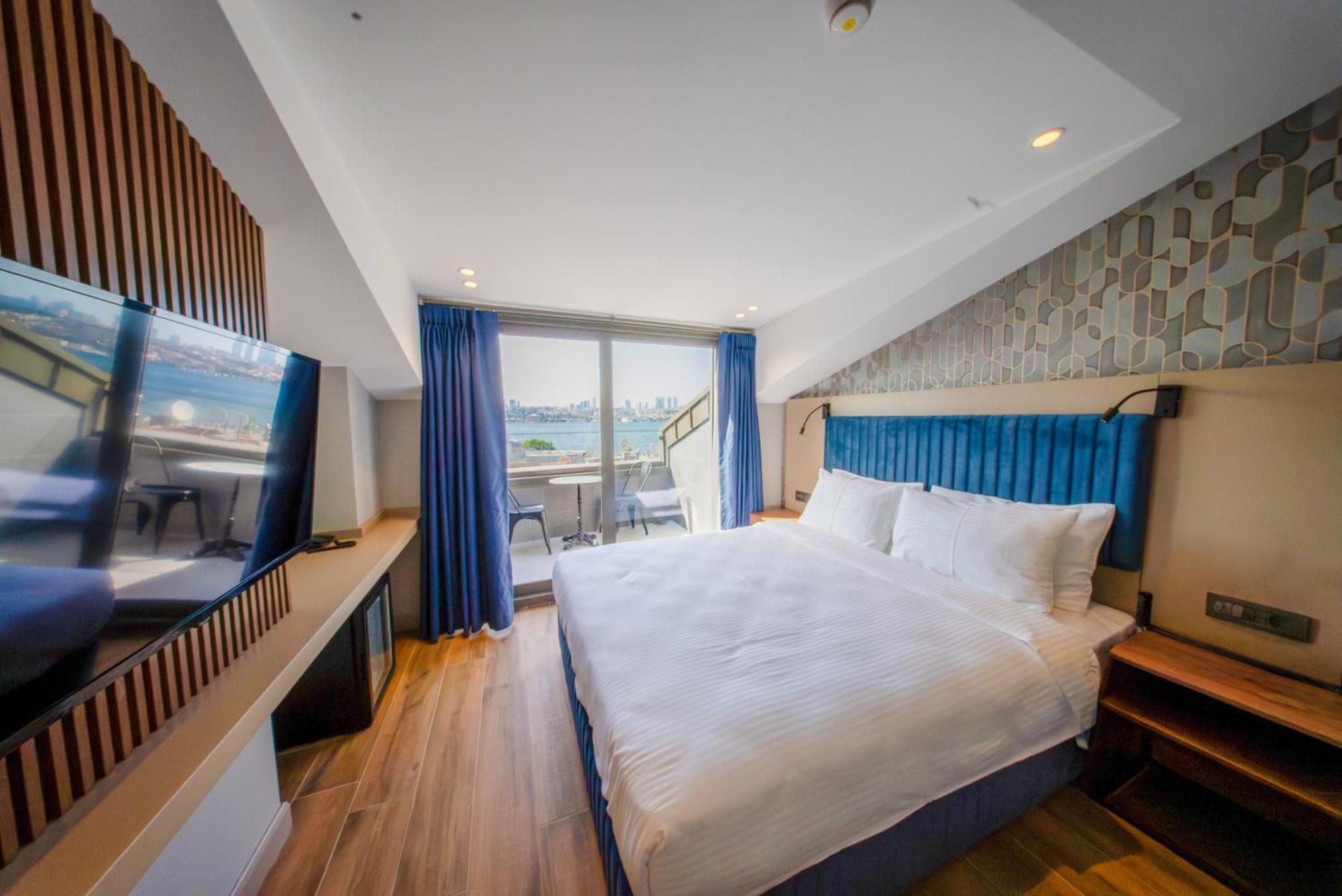 The Palm Bosphorus Hotel Istanbul Bagian luar foto